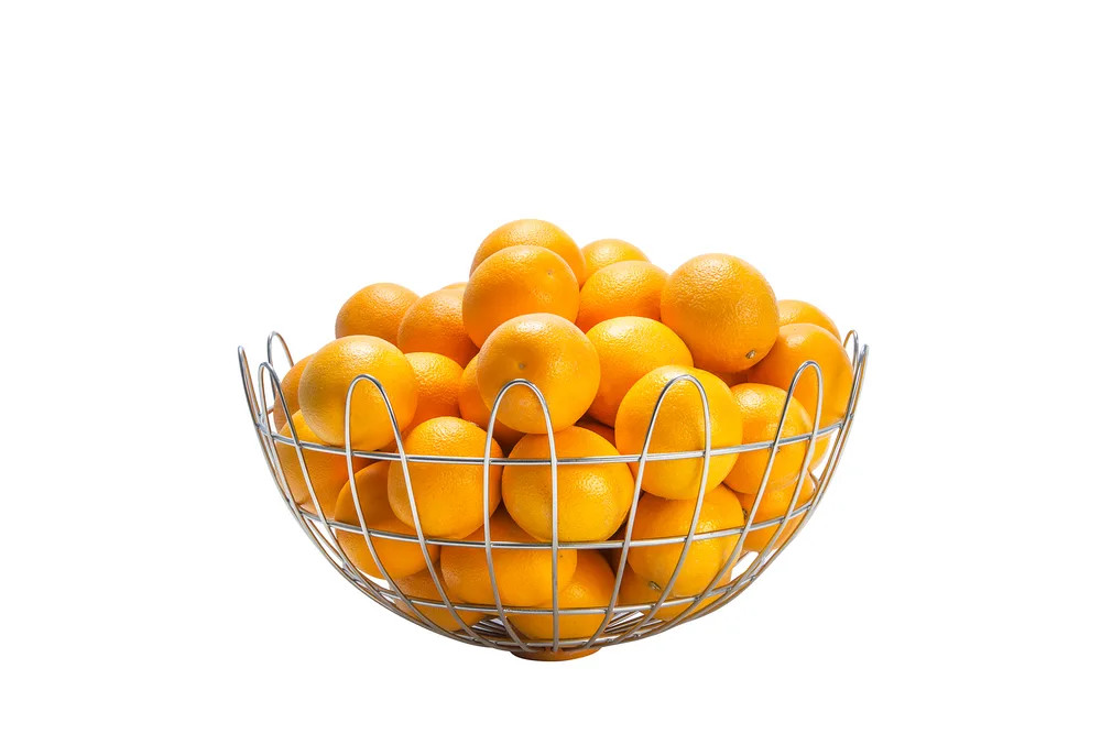 Panier à fruits chromé garni d’oranges, accessoire de l’OL 41