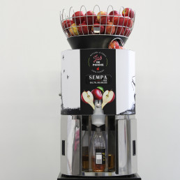 apple-juice-machine